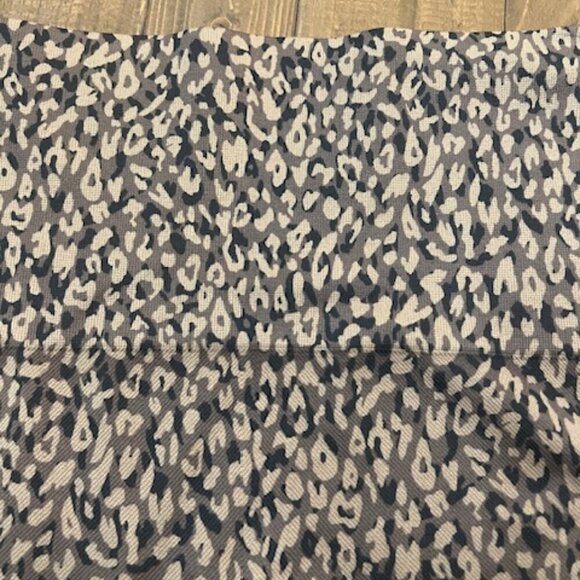 Spanx Look at Me Now Leggings Leopard Print Women's Size M - Picture 2 of 3